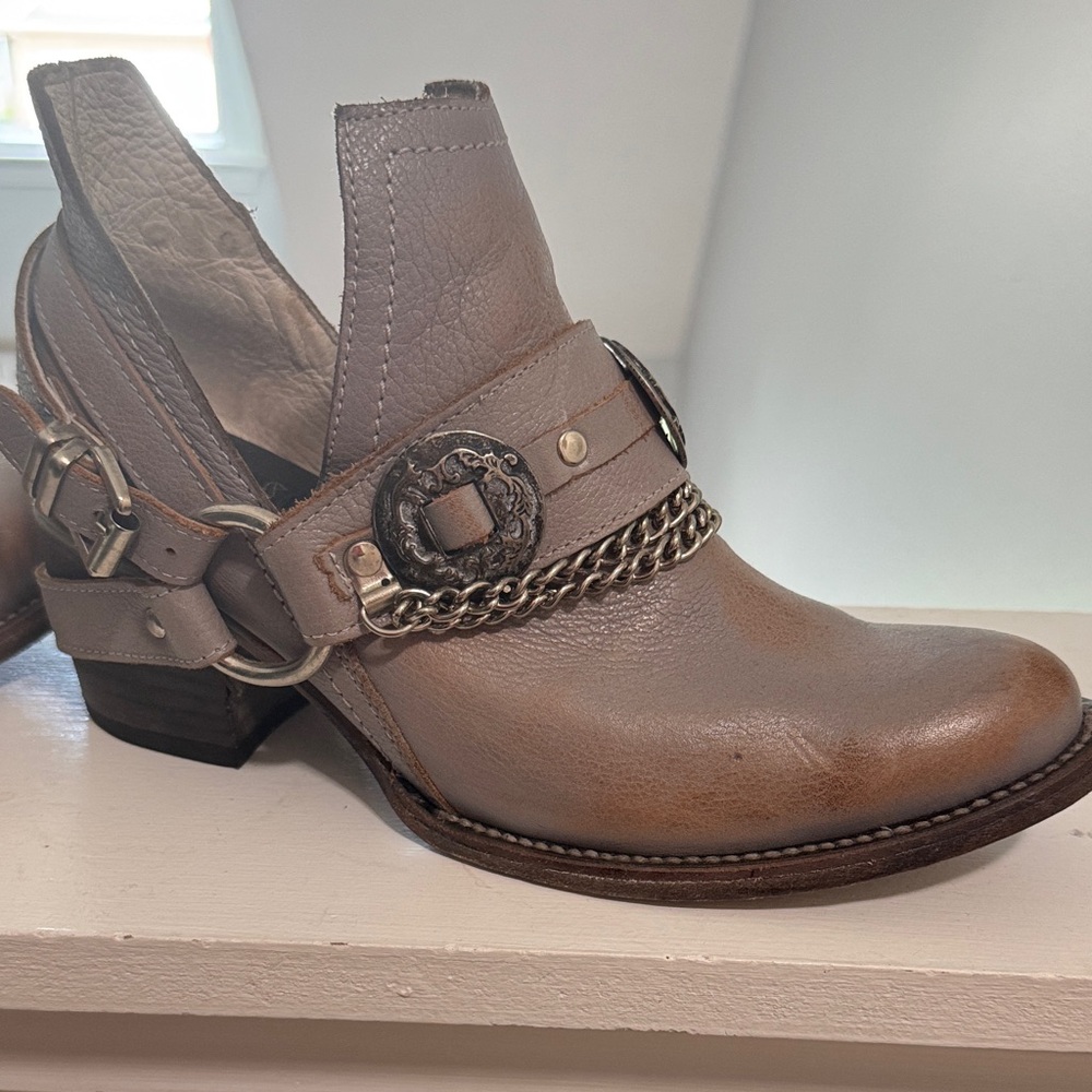 Freebird by Steven MYSTIC Leather Ankle Boots with Chain Detail